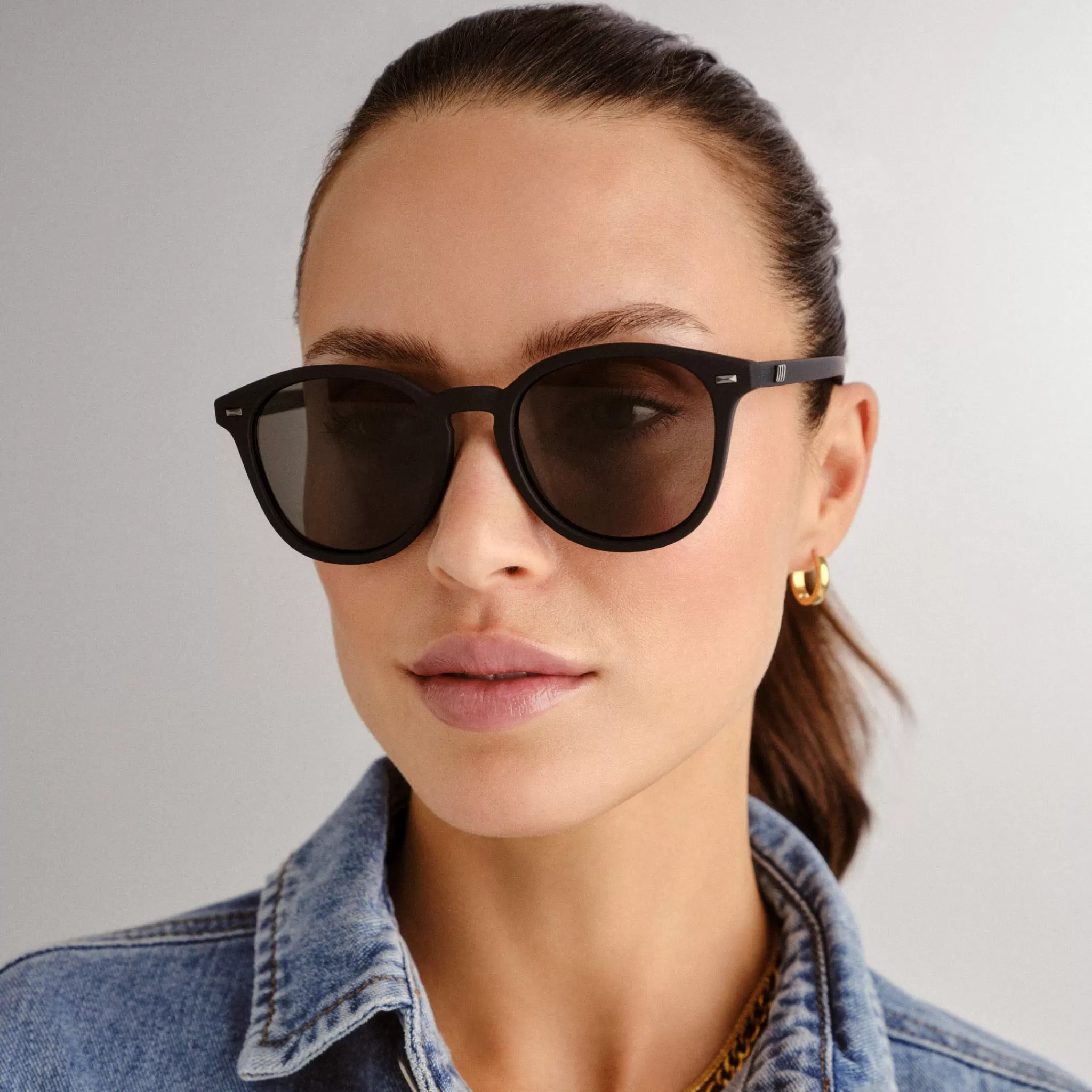 bandwagon__black_rubber_4.webp Round | Round-Le Specs BANDWAGON | BLACK RUBBER blackrubber