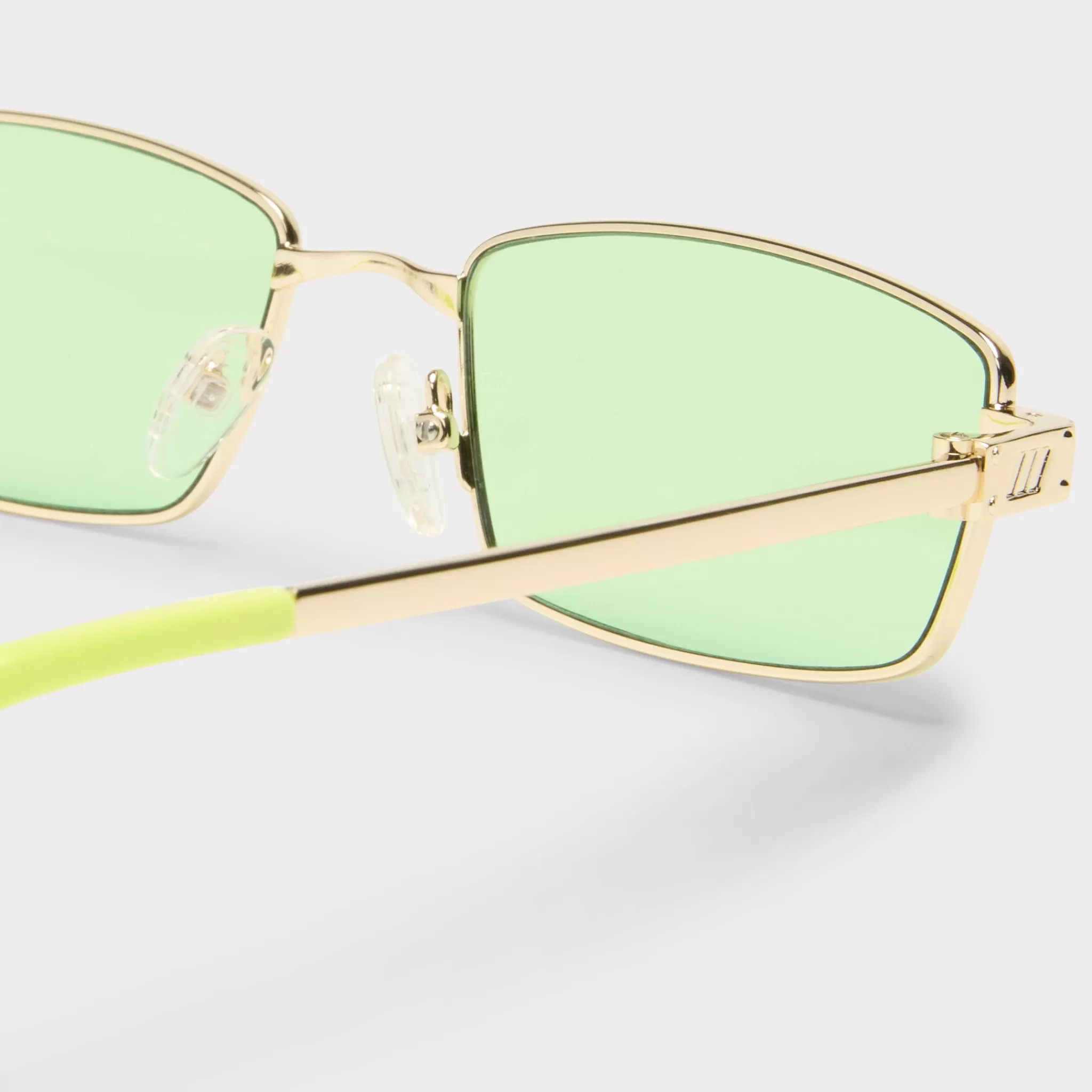bizarro_ltd_edt__bright_gold_pine_lime_3.webp Rectangle | Rectangle-Le Specs BIZARRO LTD EDT | BRIGHT GOLD PINE LIME brightgoldpinelime